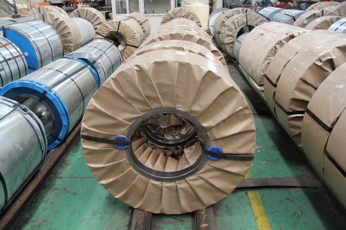 冷(leng)軋縱剪成(cheng)品